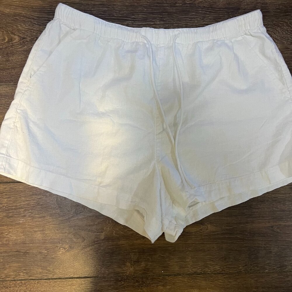 Abercrombie & Fitch Linen-Blend Woven Pull-On Short w/Tie and Pockets